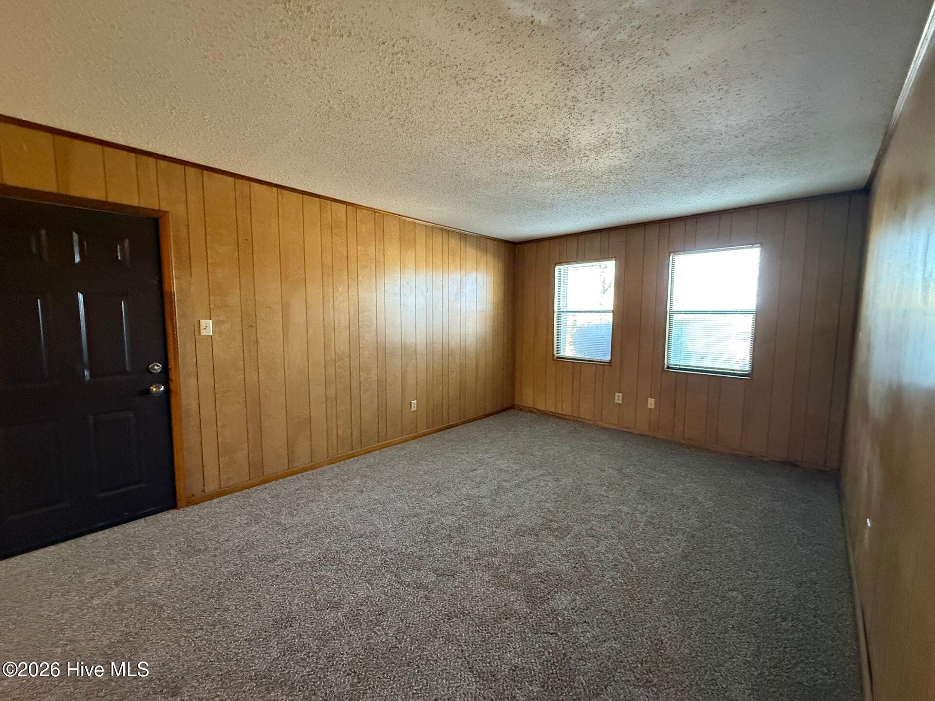2508 Commerce Road, Unit A Jacksonville, NC 28546 - Photo 2 of 6 living room