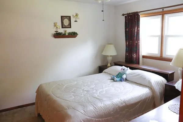 $169,500 | 1402 East 13th Avenue, Winfield, KS 67156