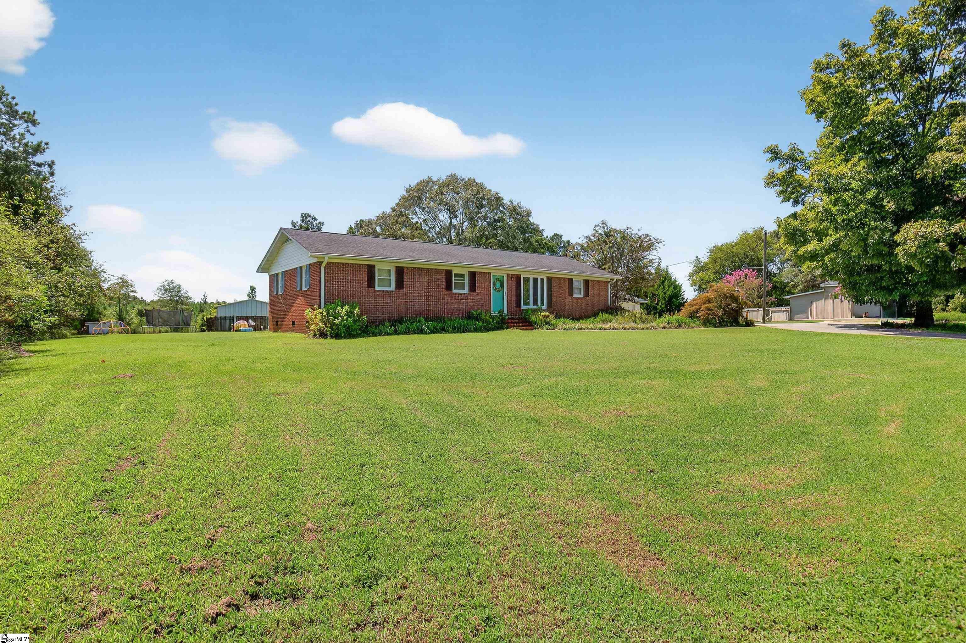 312 Rogers Road Pendleton, SC 29670 - Photo 2 of 46