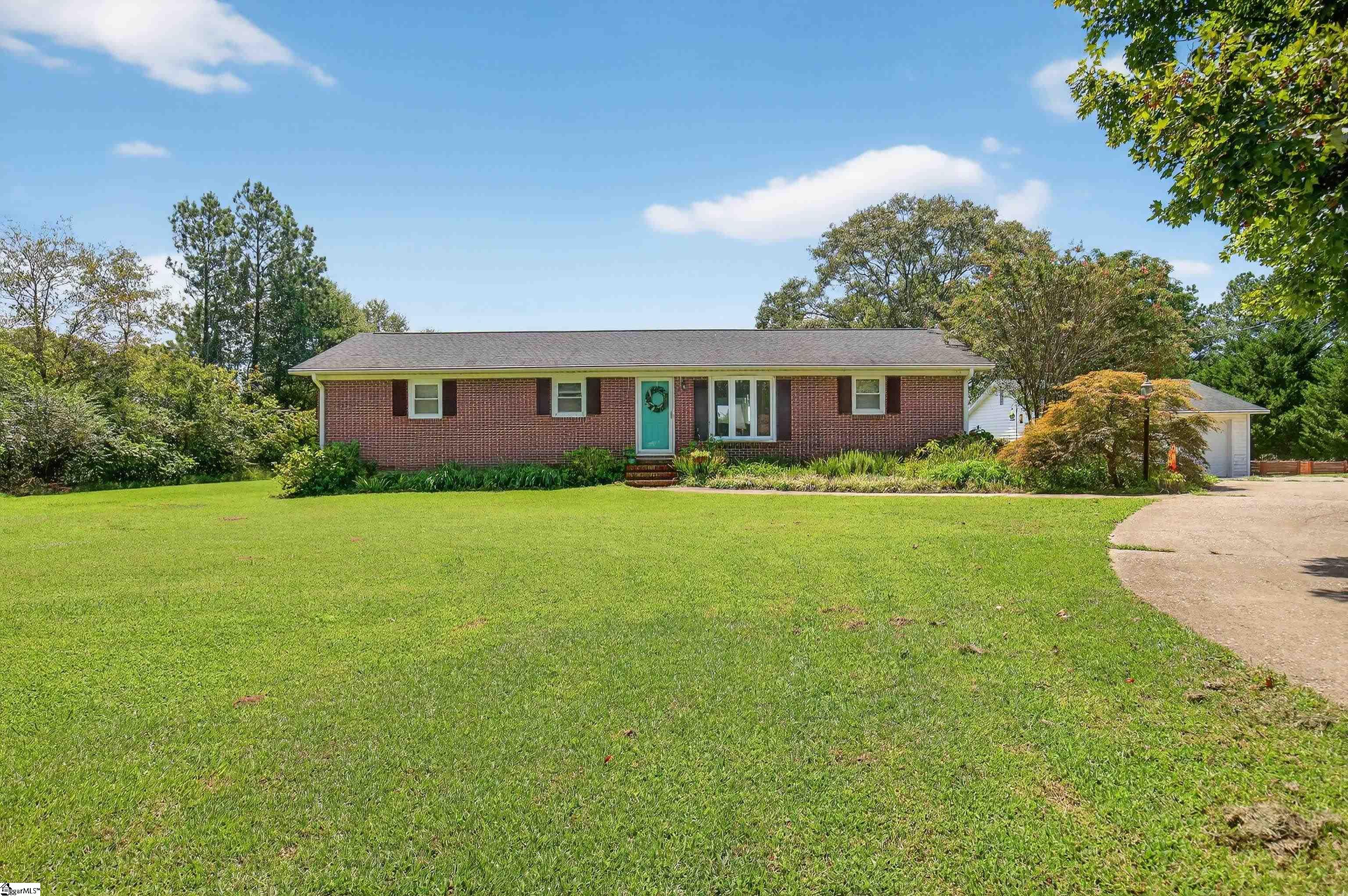 312 Rogers Road Pendleton, SC 29670 - Photo 3 of 46