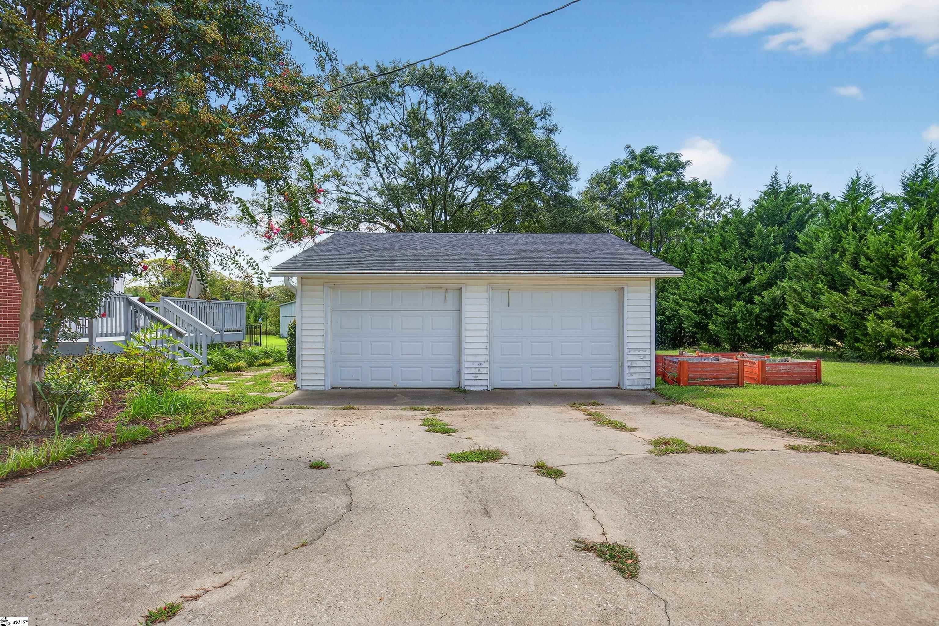 312 Rogers Road Pendleton, SC 29670 - Photo 4 of 46