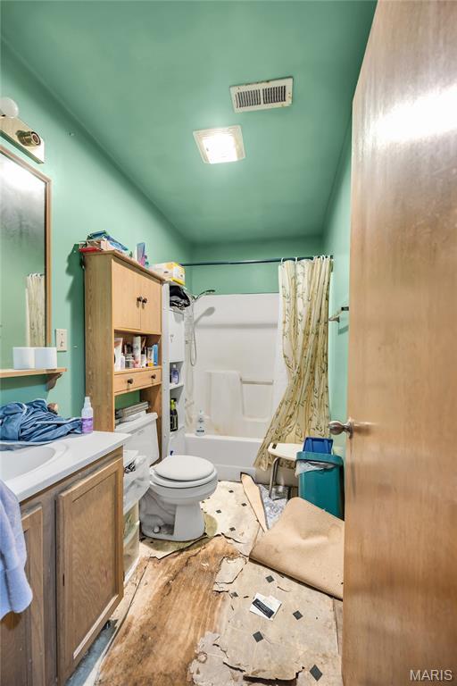 415 Walnut Street Hawk Point, MO 63349 - Photo 13 of 18