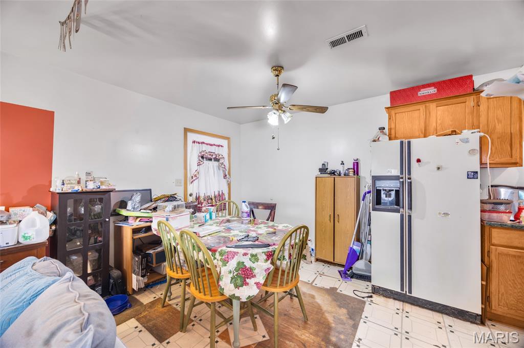 415 Walnut Street Hawk Point, MO 63349 - Photo 6 of 18