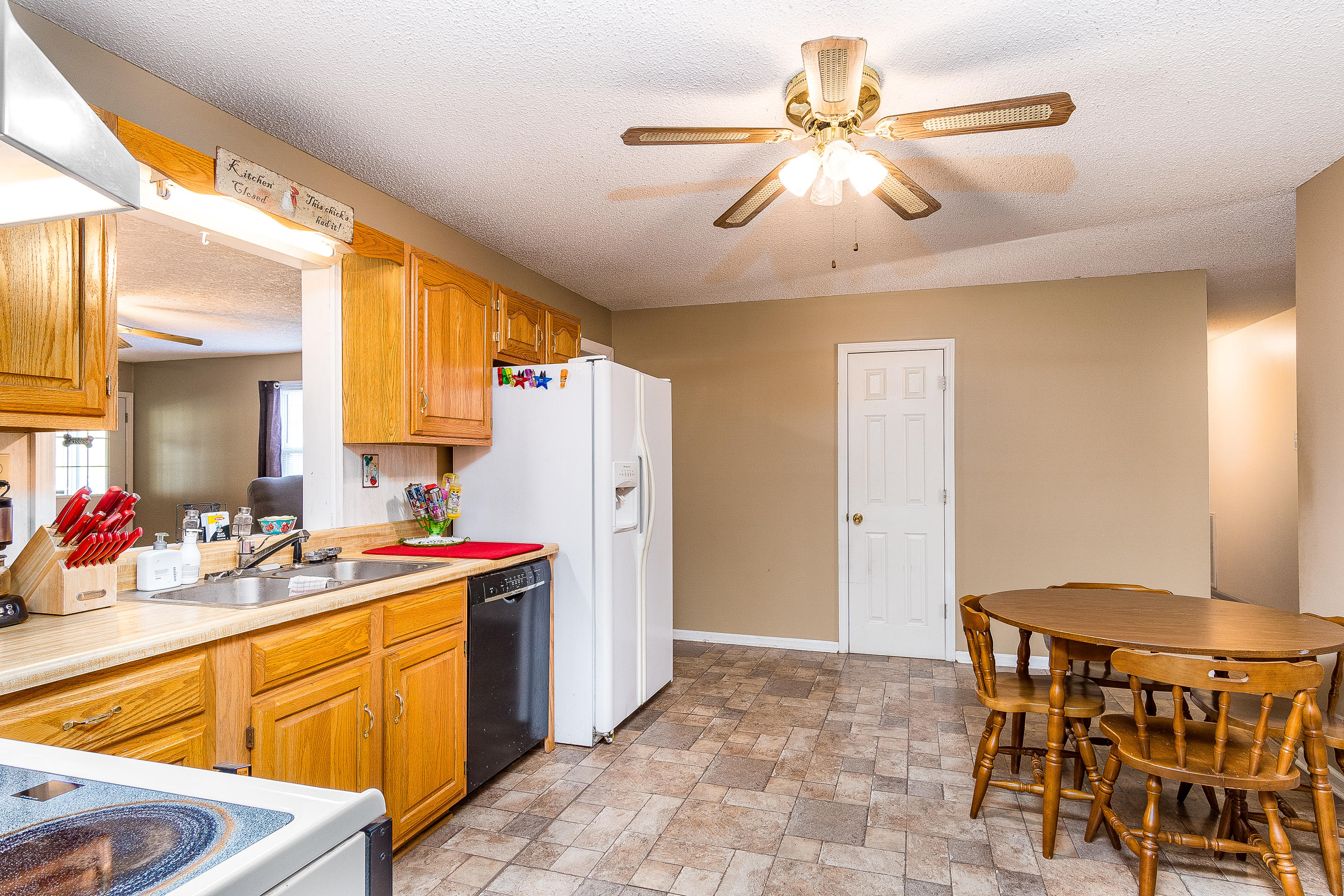 2813 Gap Creek Road Hampton, TN 37658 - Photo 24 of 28 interior_mls-8 (1)