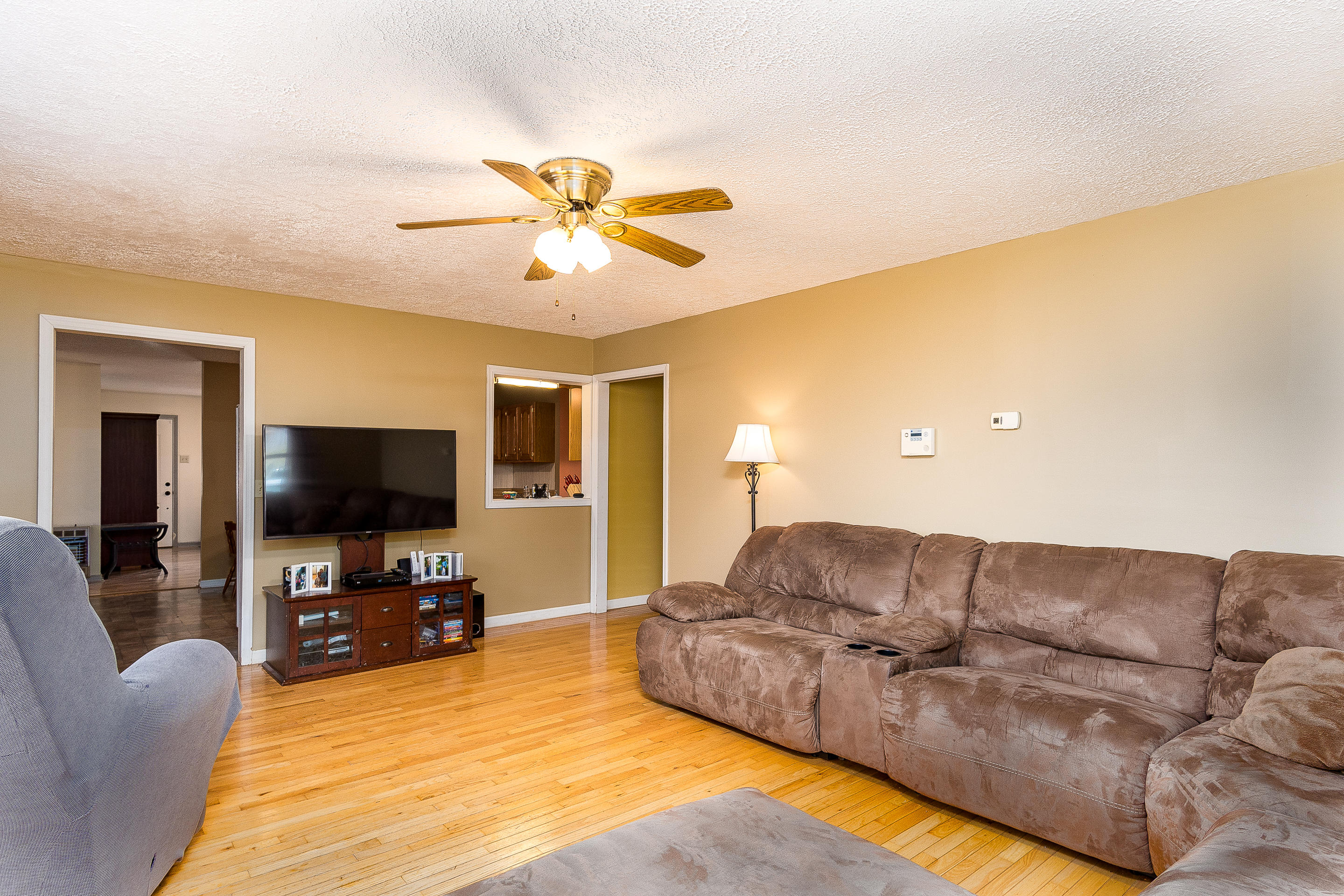 2813 Gap Creek Road Hampton, TN 37658 - Photo 8 of 28 interior_mls-13 (2)