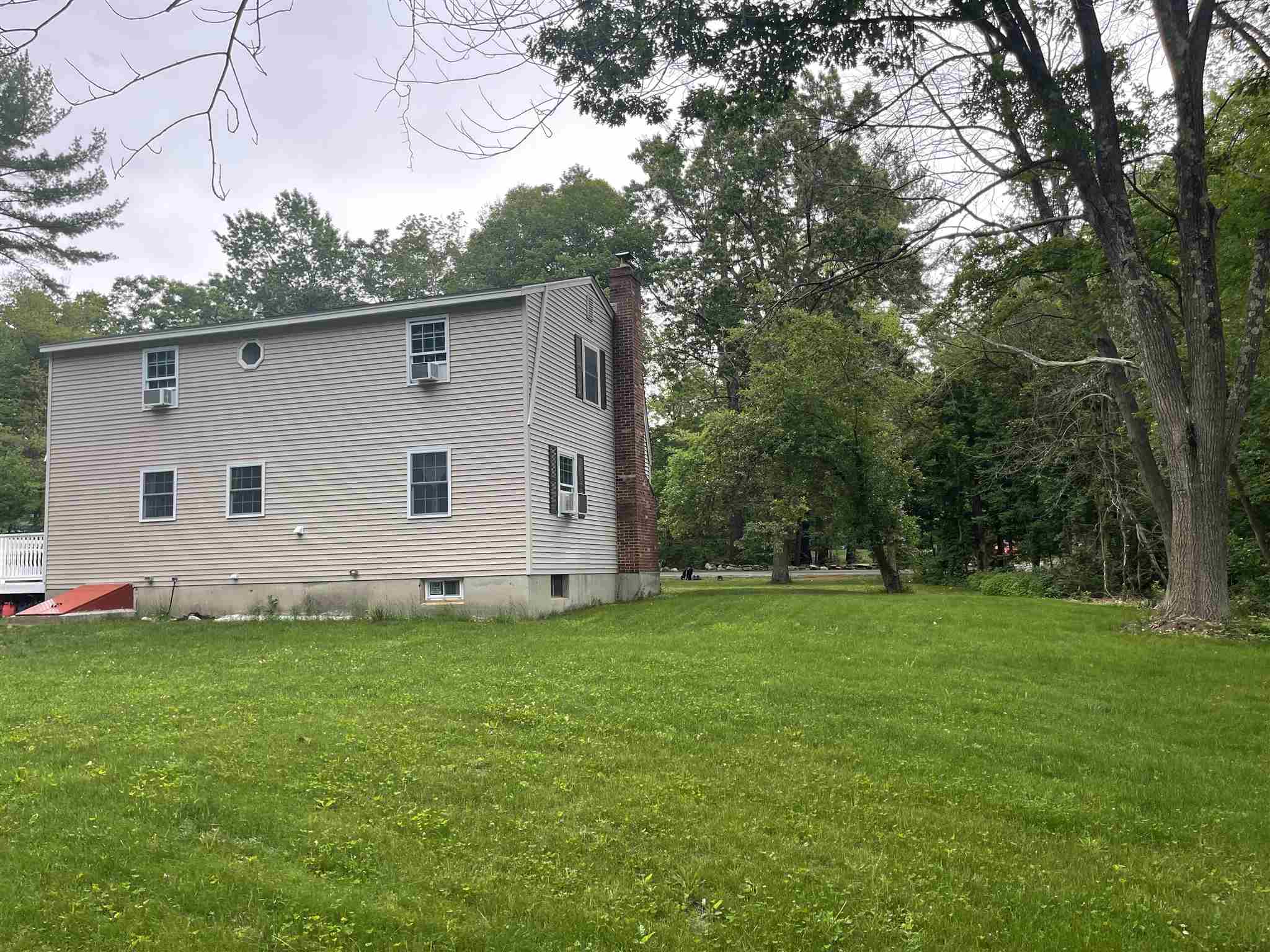 225 High Range Road Londonderry, NH 03053 - Photo 7 of 25