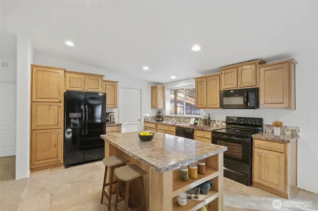 $475,000 | 42002 Cedar Street, Concrete, WA 98237