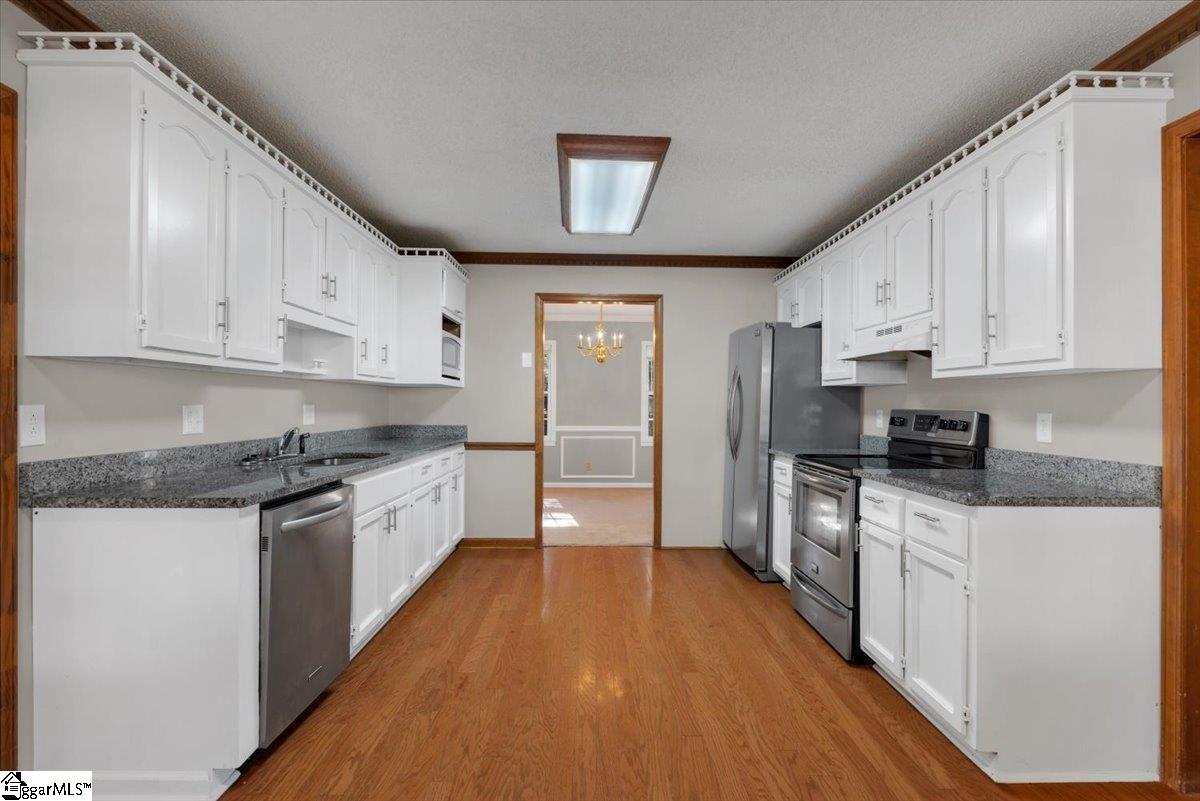 403 Spring Meadow Road Simpsonville, SC 29680 - Photo 14 of 27 Gallery Image 14