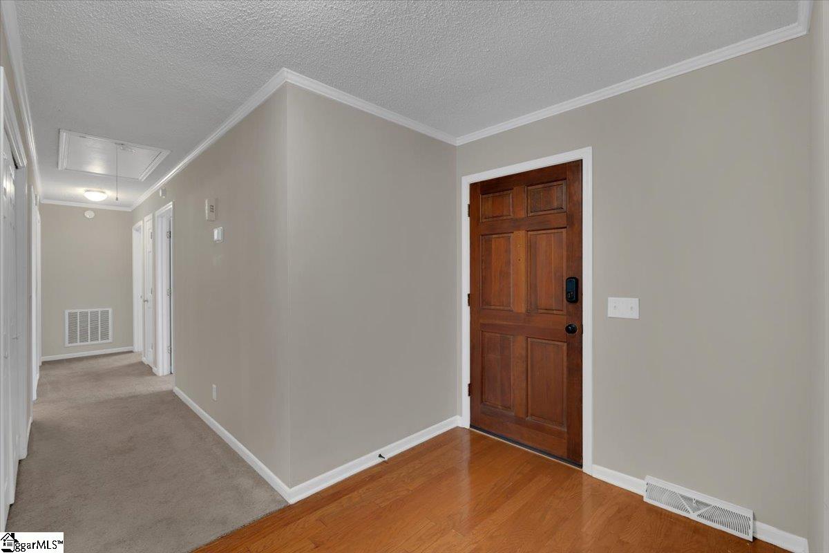 403 Spring Meadow Road Simpsonville, SC 29680 - Photo 4 of 27 Gallery Image 4