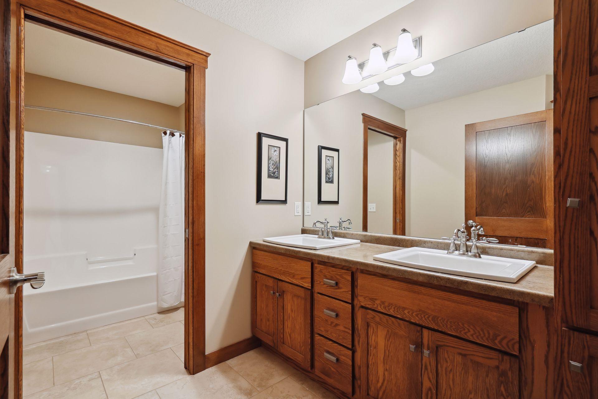 312 Meadow Ridge Court Hudson, WI 54016 - Photo 26 of 73 Gallery Image 26