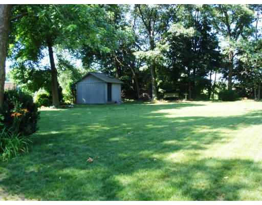 12 Cedar Terrace Wellesley, MA 02481 - Photo 18 of 18