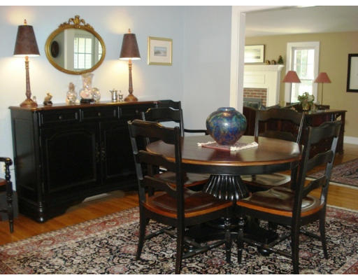 12 Cedar Terrace Wellesley, MA 02481 - Photo 6 of 18