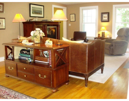 12 Cedar Terrace Wellesley, MA 02481 - Photo 7 of 18