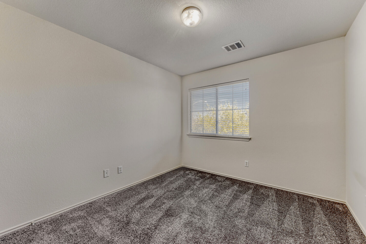 14716 Lipton Lane Pflugerville, TX 78660 - Photo 19 of 26 an empty room with a window