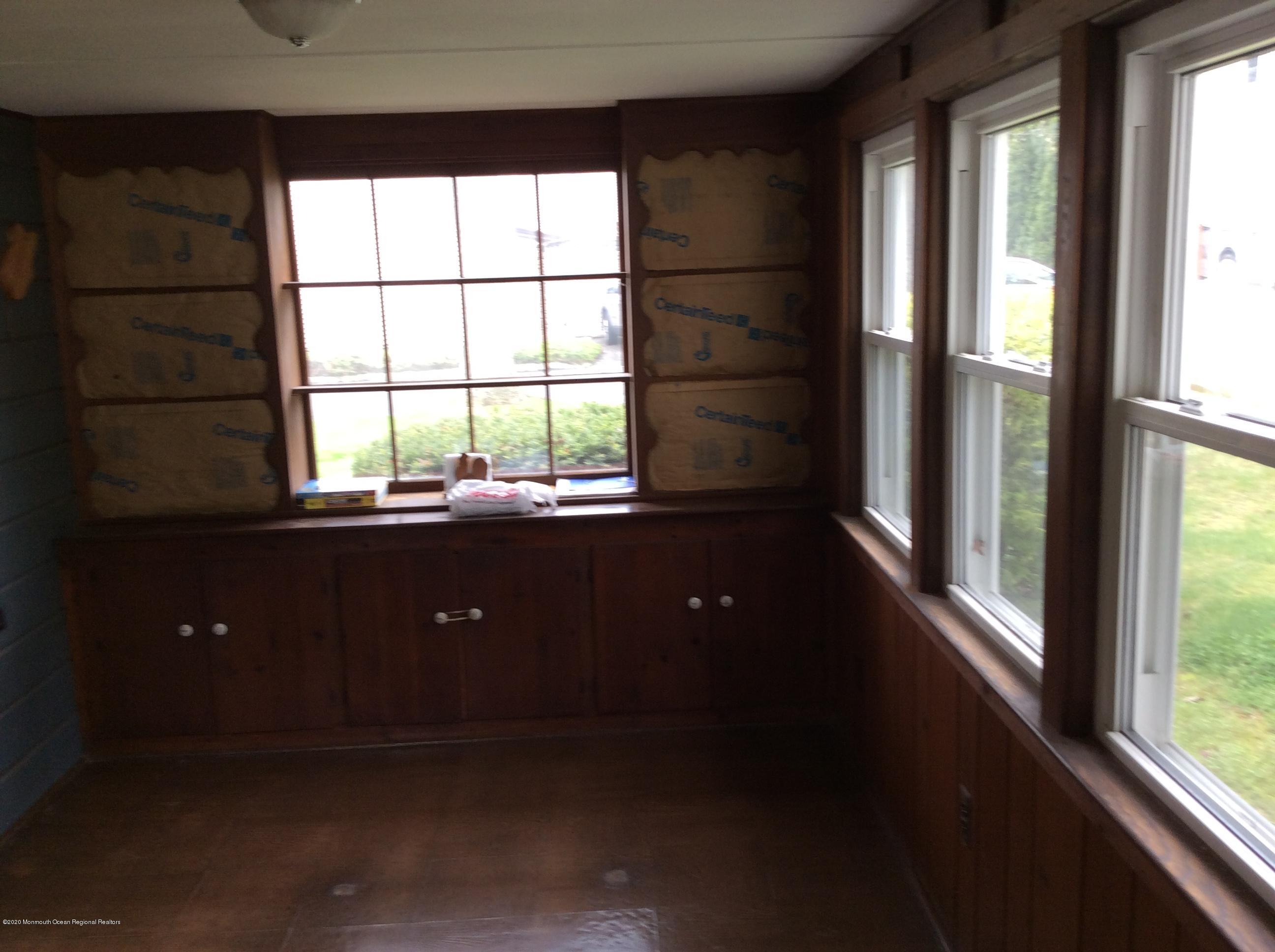 2127 Locust Road Sea Girt, NJ 08750 - Photo 17 of 22 4C0FD48E-B37F-4111-830A-53F918128649