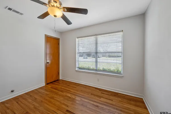 $199,500 | 112 Lakeview Street, Whitehouse, TX 75791