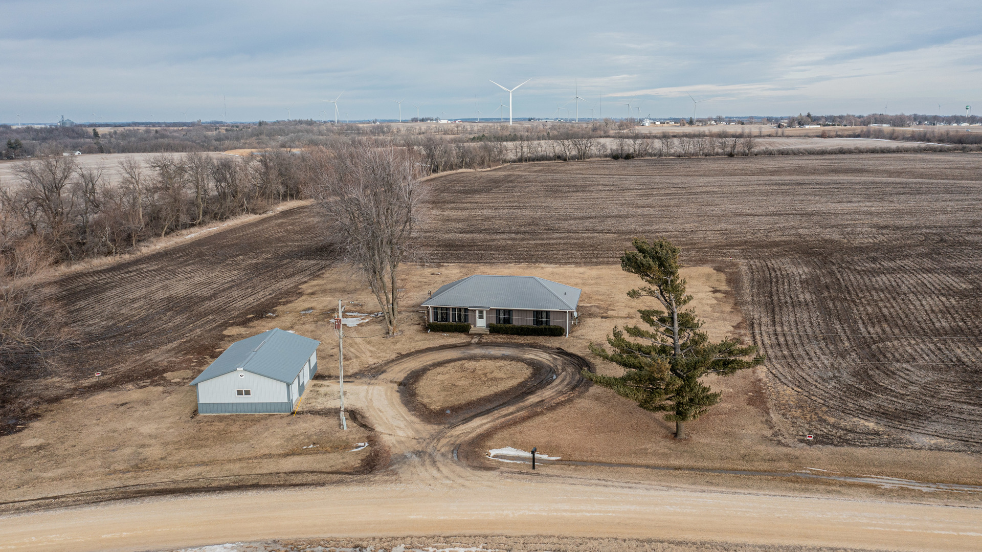 794 Carnahan Road Compton, IL 61318 - Photo 6 of 24 a view of ocean