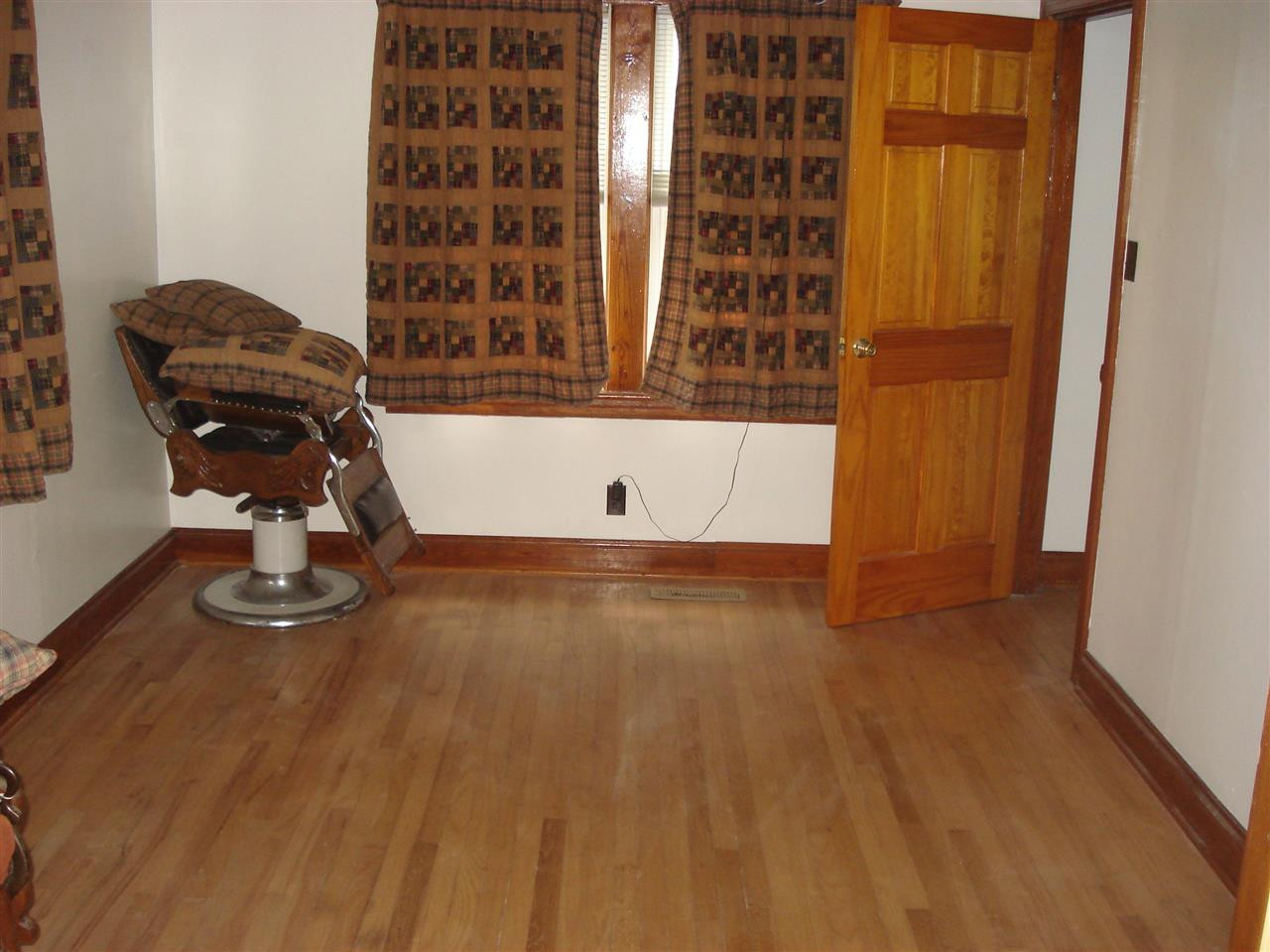 1534 Ruddles Mill Road Paris, KY 40361 - Photo 8 of 12