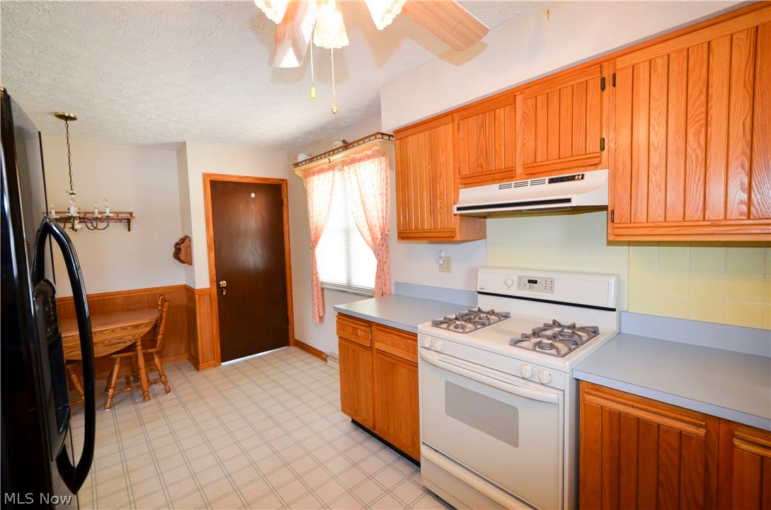 490 Hillman Road Akron, OH 44312 - Photo 6 of 21