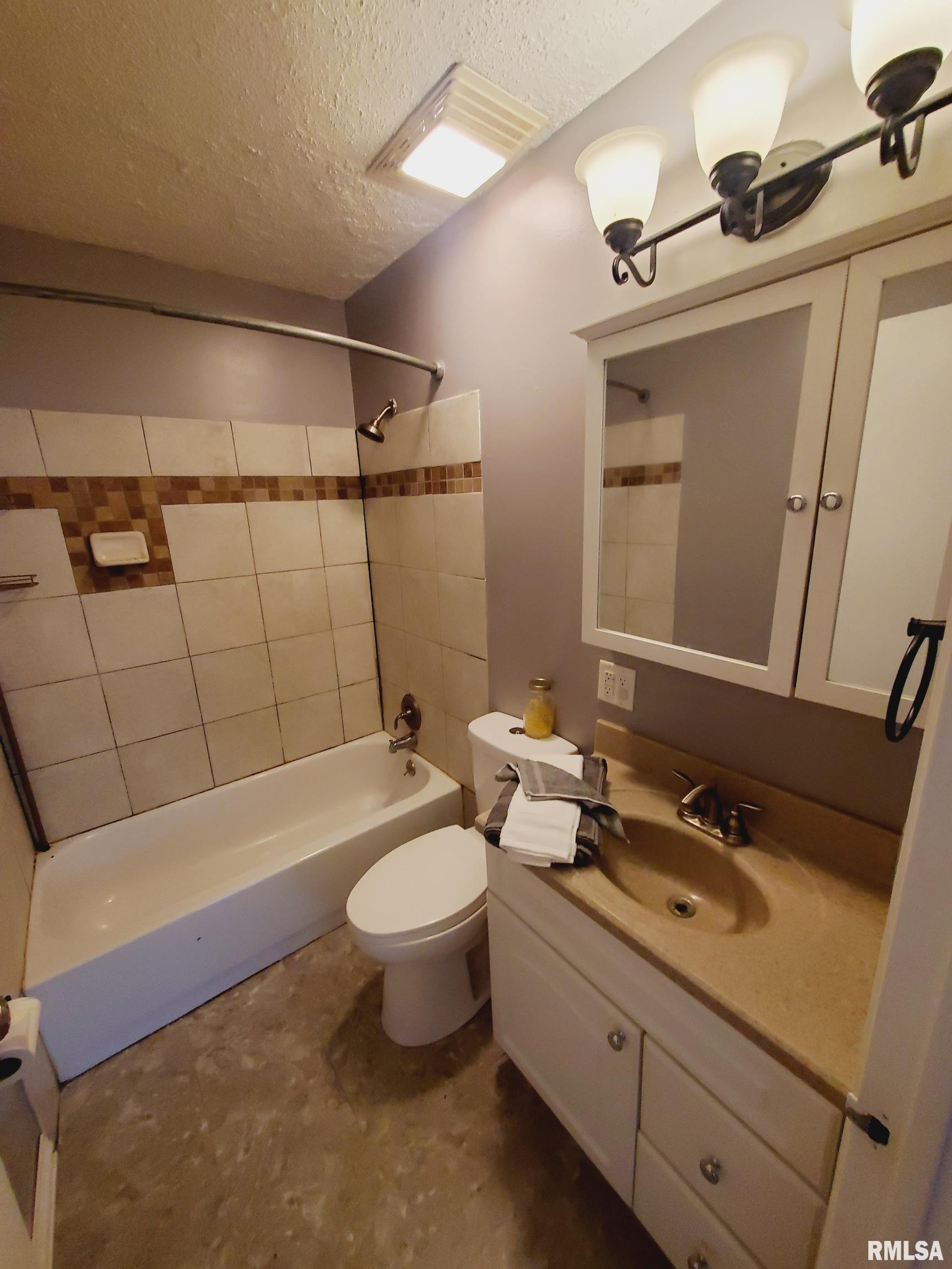 114 Berry Road Marquette Heights, IL 61554 - Photo 19 of 38 Gallery Image 19