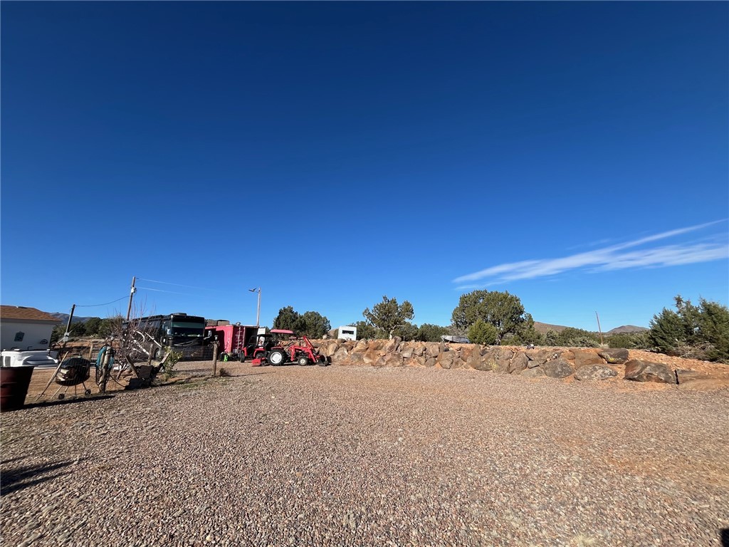 9918 East Blake Ranch Road Kingman, AZ 86401 - Photo 3 of 26 View of yard