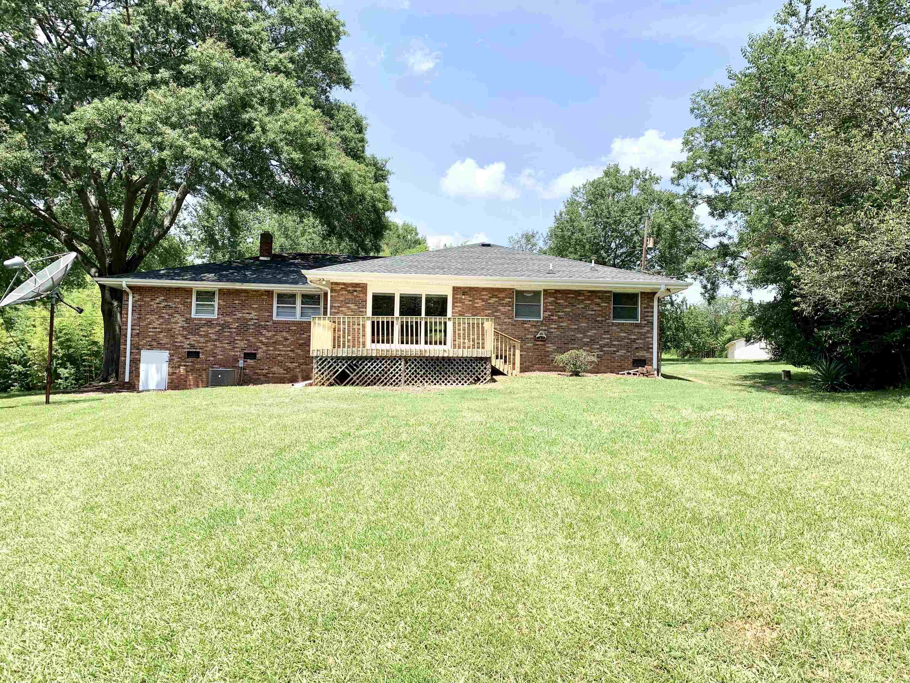 121 Morrow Road Spartanburg, SC 29303 - Photo 3 of 20 Gallery Image 3