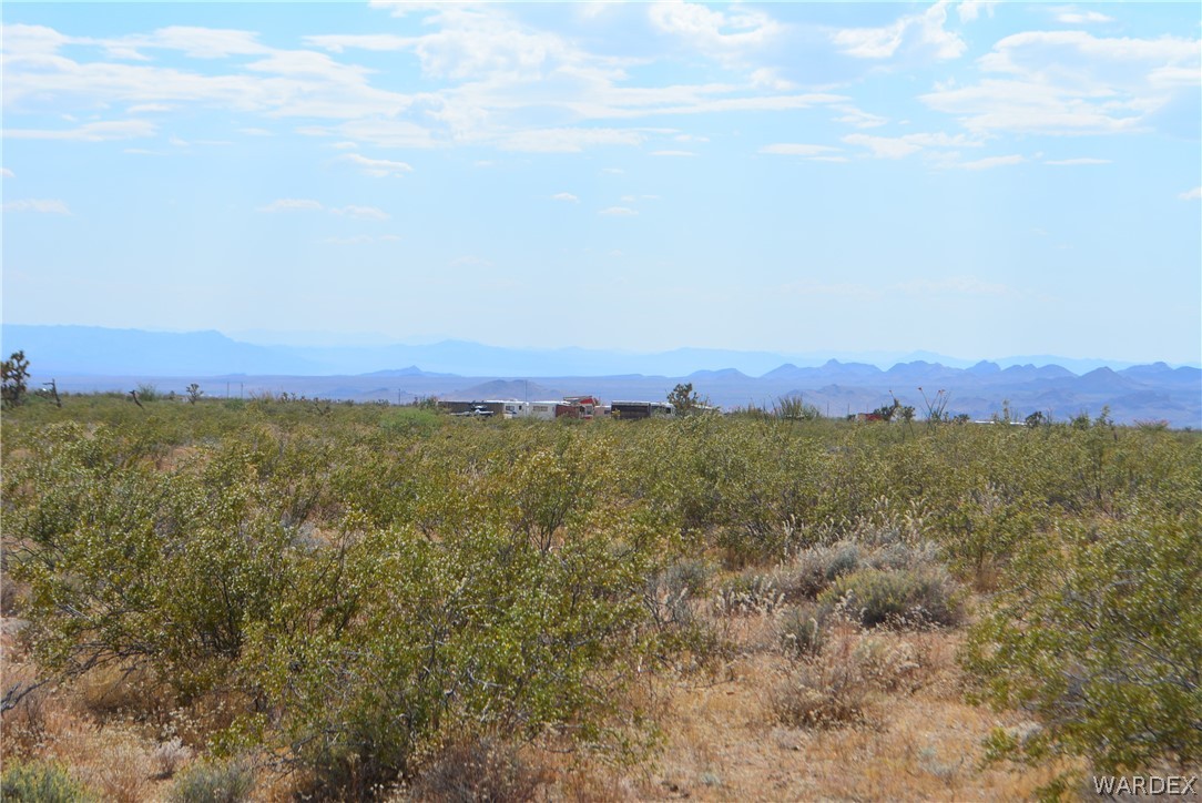P7 South Central Road Yucca, AZ 86438 - Photo 17 of 50 Gallery Image 17