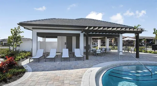 $885,563 | 15681 Genova Drive, Naples, FL 34114