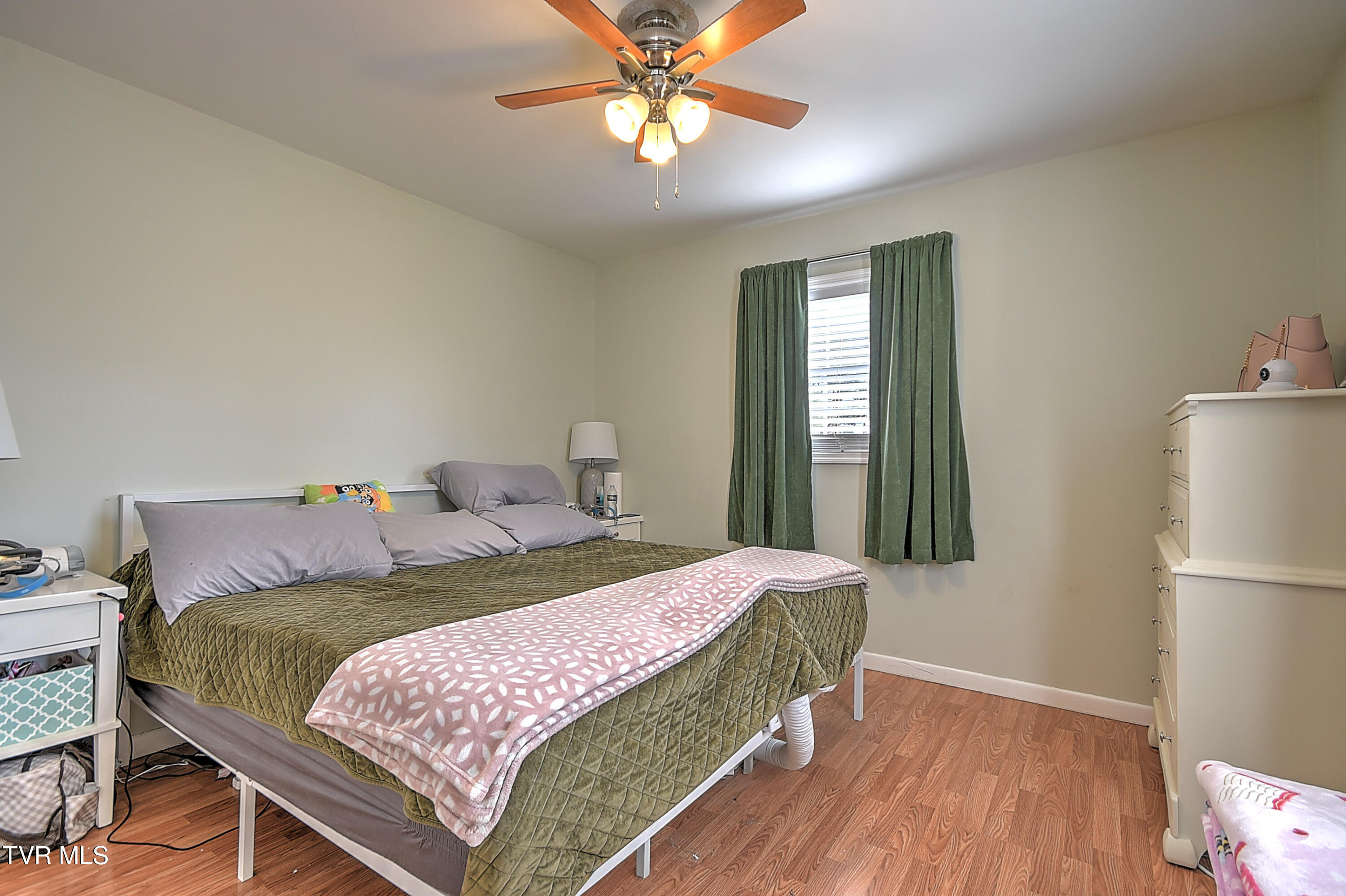 15513 Industrial Park Road Bristol, VA 24202 - Photo 16 of 30 15535 Indsuatral DB-18