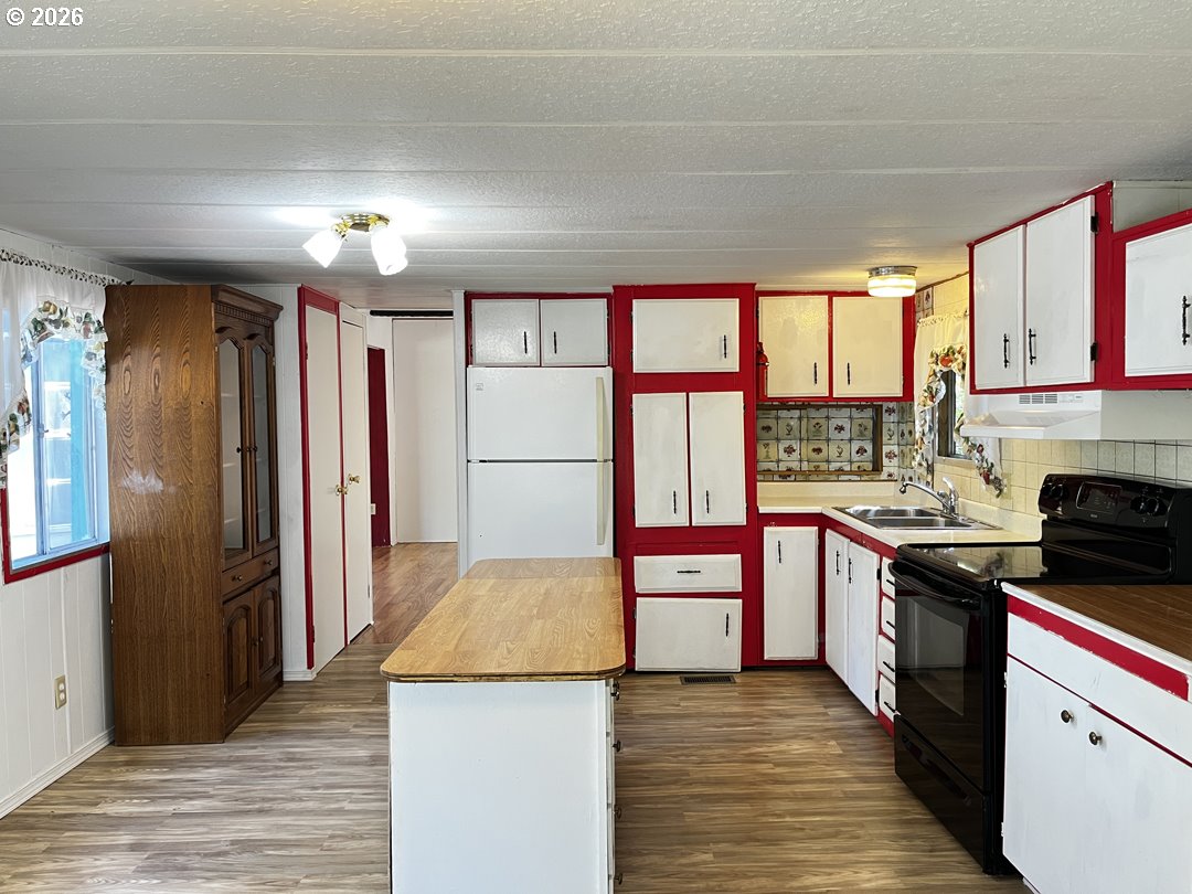 1600 Rhododendron Drive, Unit 21 Florence, OR 97439 - Photo 18 of 48