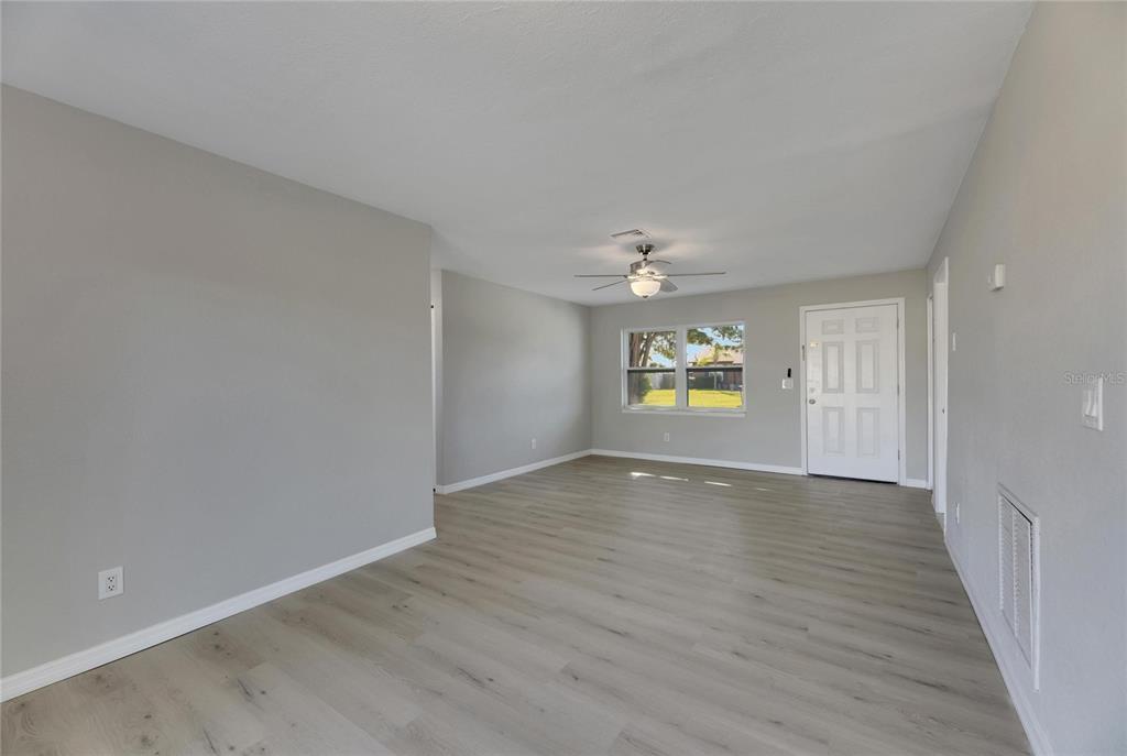 527 Fox Run Trail Apollo Beach, FL 33572 - Photo 13 of 53