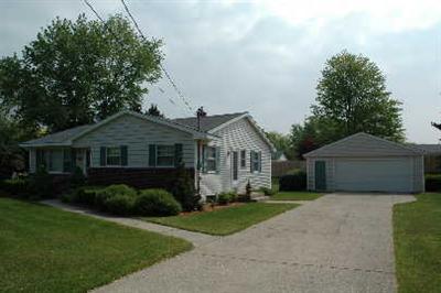 7258 Walnut Avenue Jenison, MI 49428 - Photo 1 of 7 Primary Photo