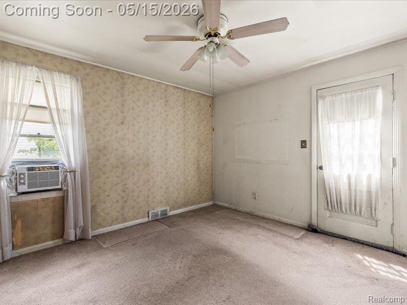 2229 East Eight Mile Road Grosse Pointe, MI 48236 - Photo 12 of 20