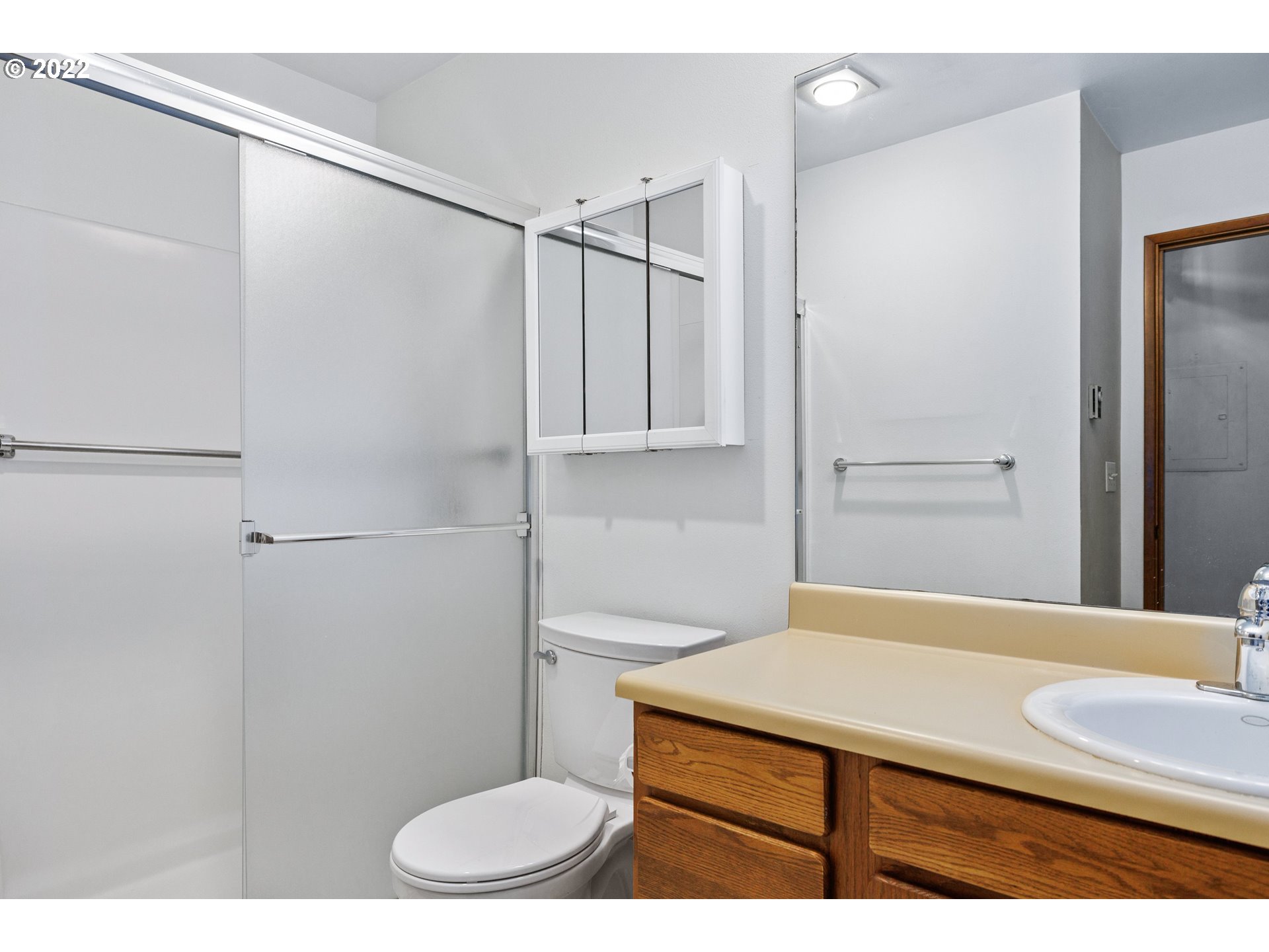 13775 Southwest Scholls Ferry Road, Unit 6 Beaverton, OR 97008 - Photo 10 of 28 Gallery Image 10