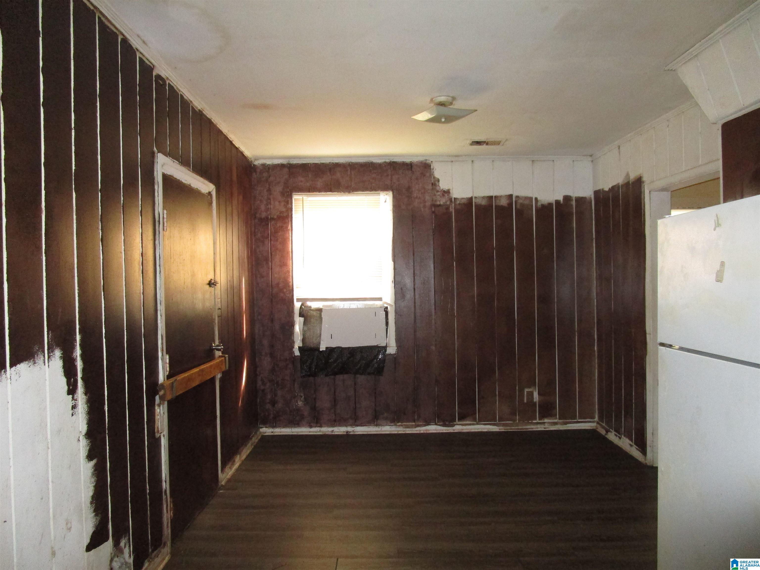 201 21st Street Southwest Birmingham, AL 35211 - Photo 5 of 21
