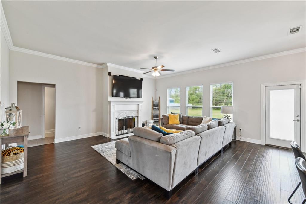 9558 Raintree Lane Westwego, LA 70094 - Photo 4 of 16 Gallery Image 4