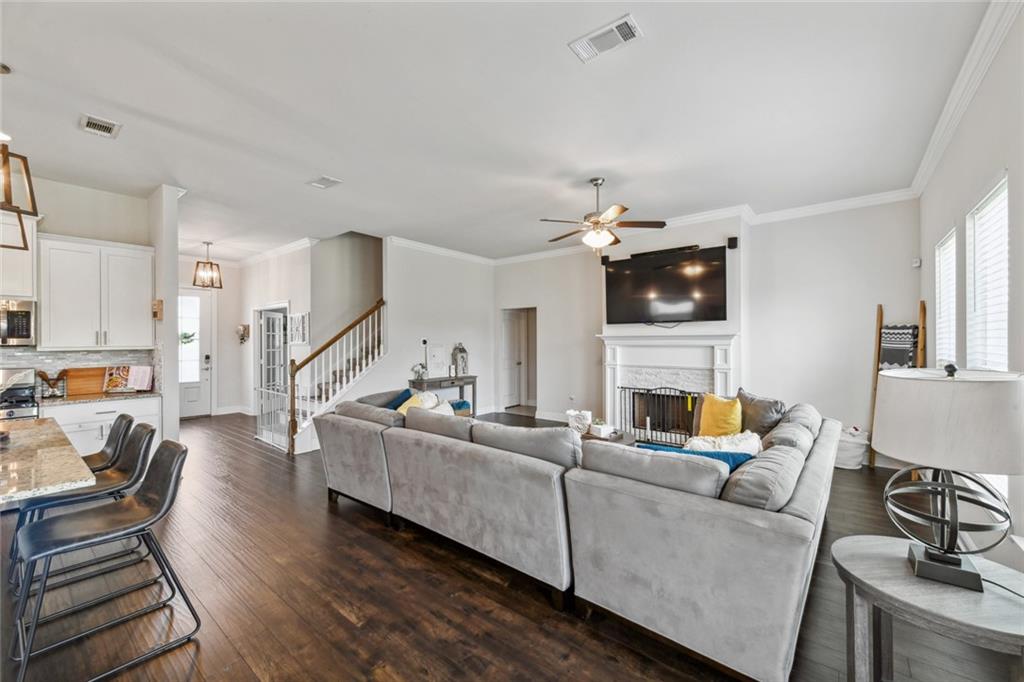 9558 Raintree Lane Westwego, LA 70094 - Photo 5 of 16 Gallery Image 5