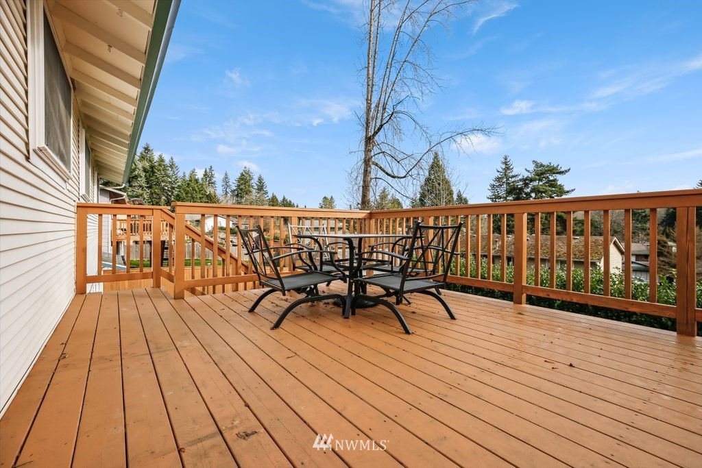 15002 108th Place Northeast Bothell, WA 98011 - Photo 10 of 36 Gallery Image 10
