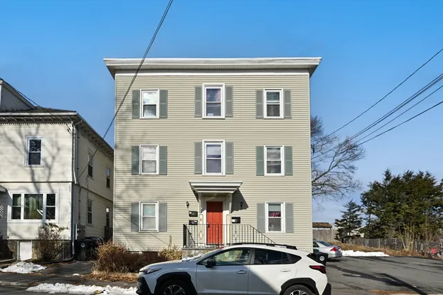 $399,900 | 6 Arthur Street, Unit 3, Salem, MA 01970