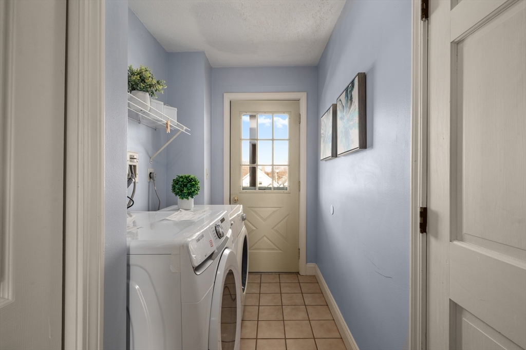 6 Arthur Street, Unit 3 Salem, MA 01970 - Photo 12 of 30