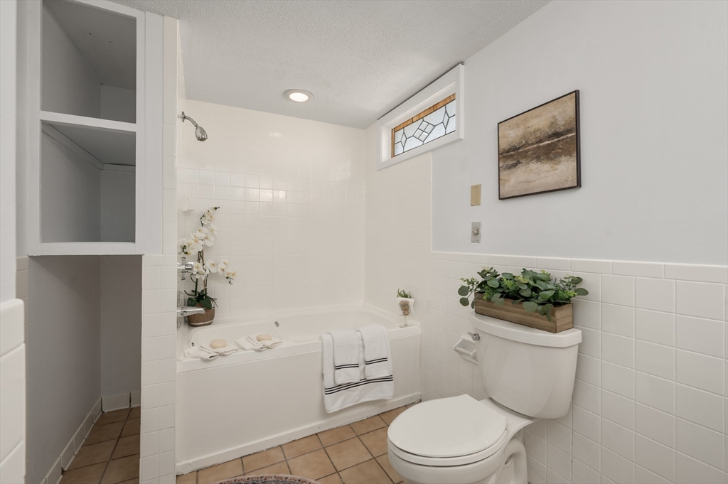 6 Arthur Street, Unit 3 Salem, MA 01970 - Photo 13 of 30