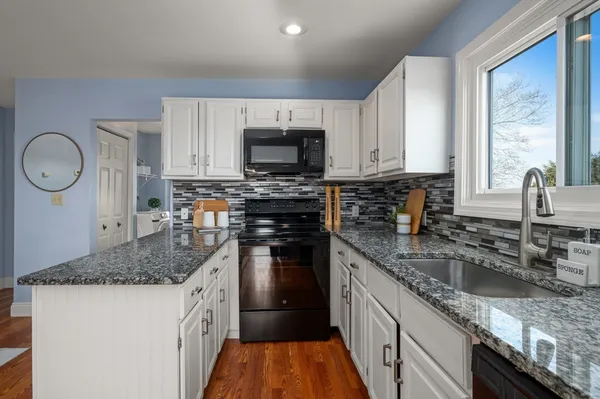 $399,900 | 6 Arthur Street, Unit 3, Salem, MA 01970
