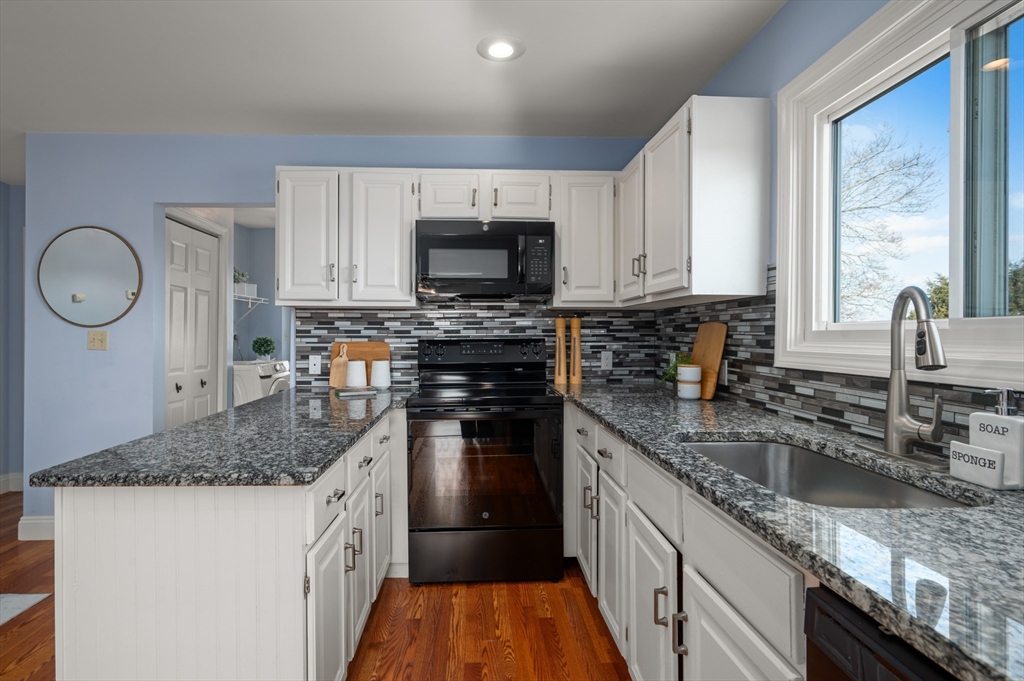 6 Arthur Street, Unit 3 Salem, MA 01970 - Photo 5 of 30