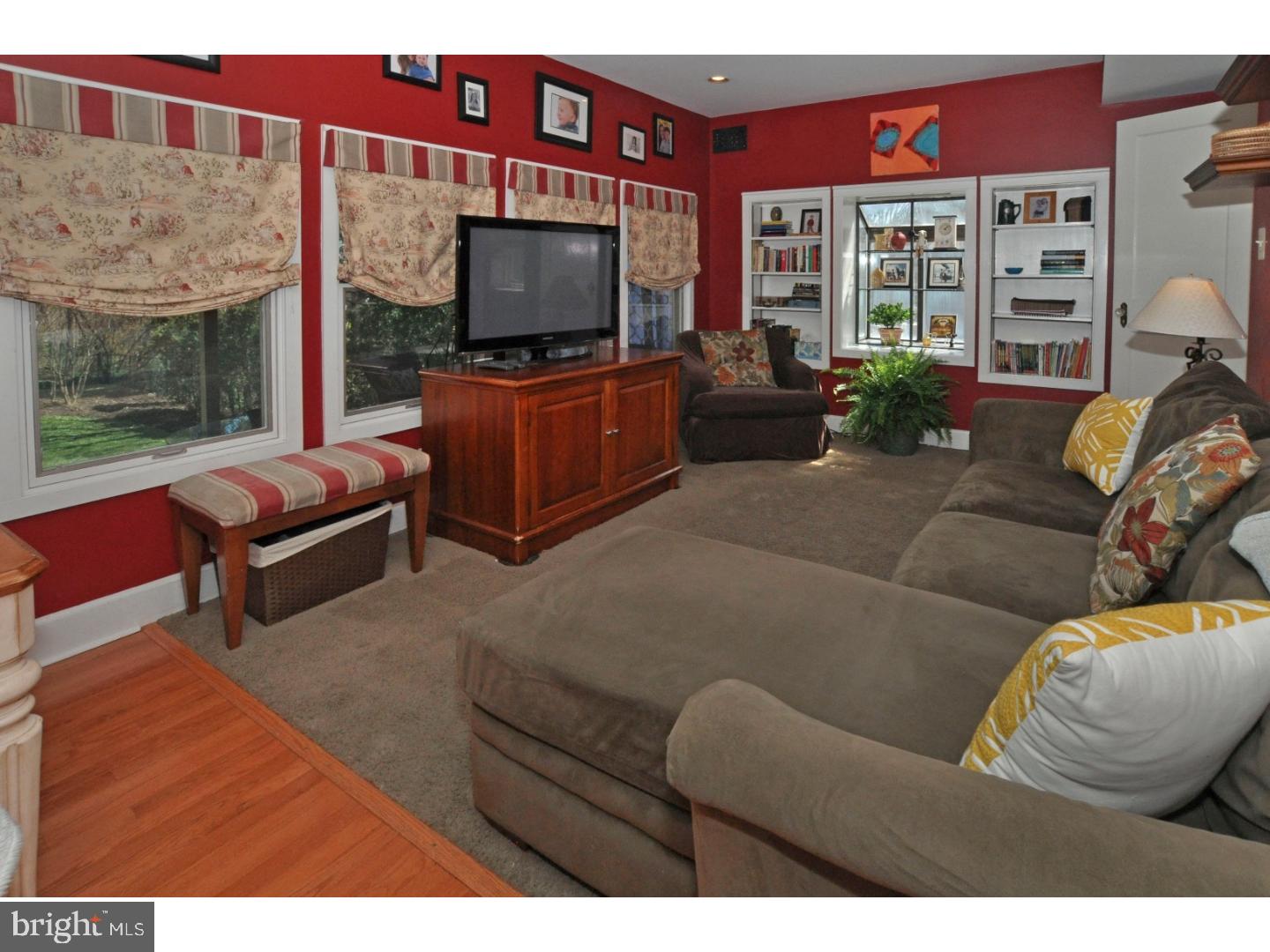 131 Berkeley Road Glenside, PA 19038 - Photo 12 of 24 Family Room