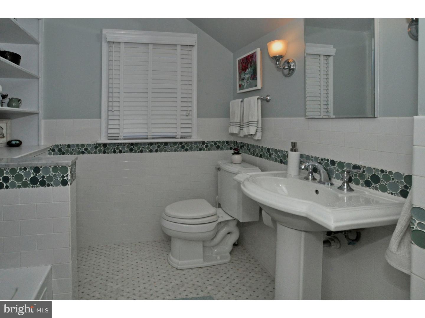 131 Berkeley Road Glenside, PA 19038 - Photo 18 of 24 Bathroom
