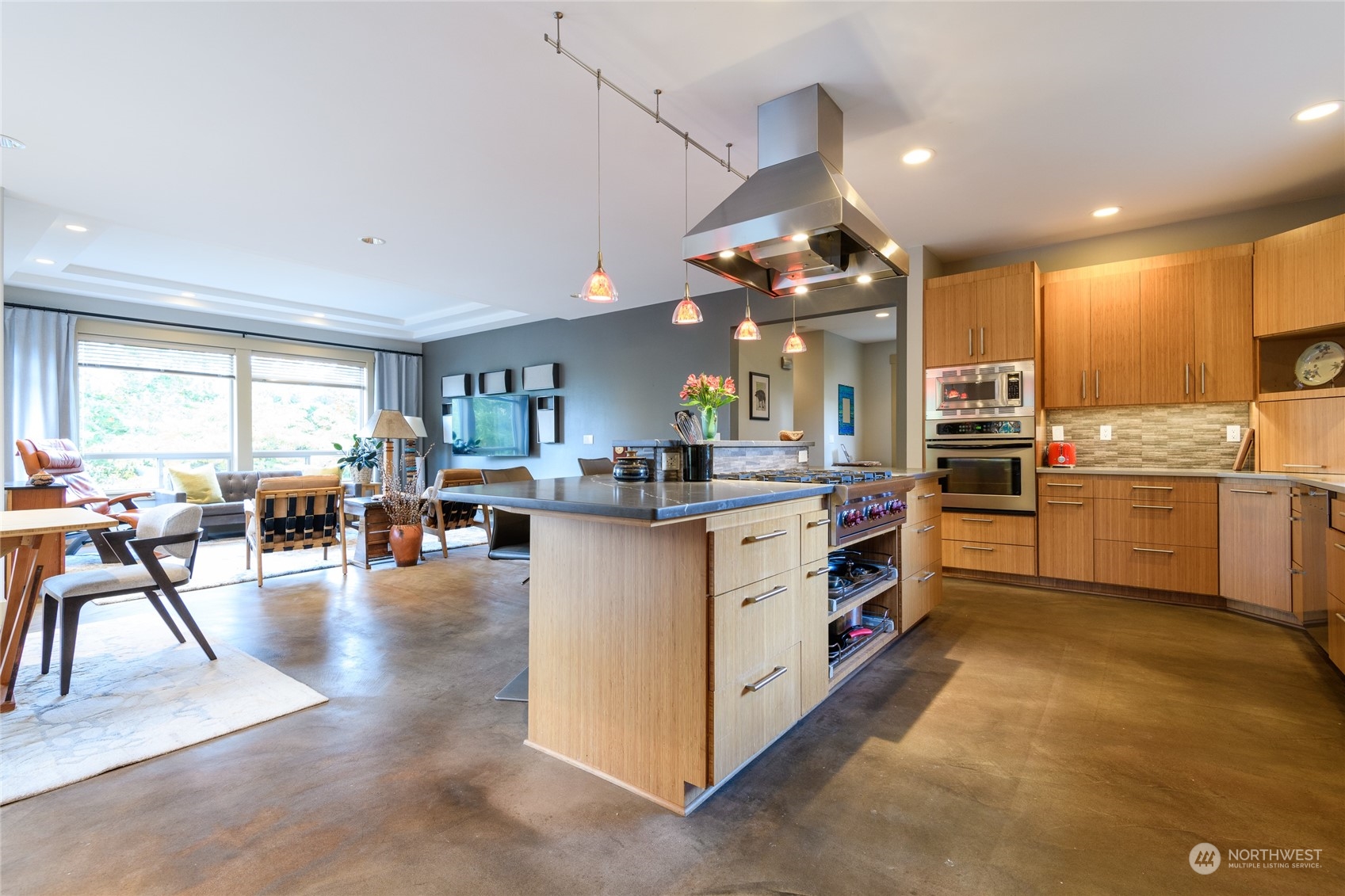 10925 Valley View Road Bothell, WA 98011 - Photo 17 of 40