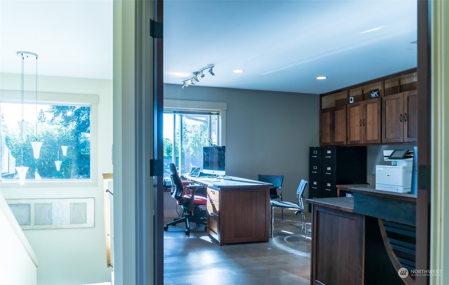 10925 Valley View Road Bothell, WA 98011 - Photo 23 of 40