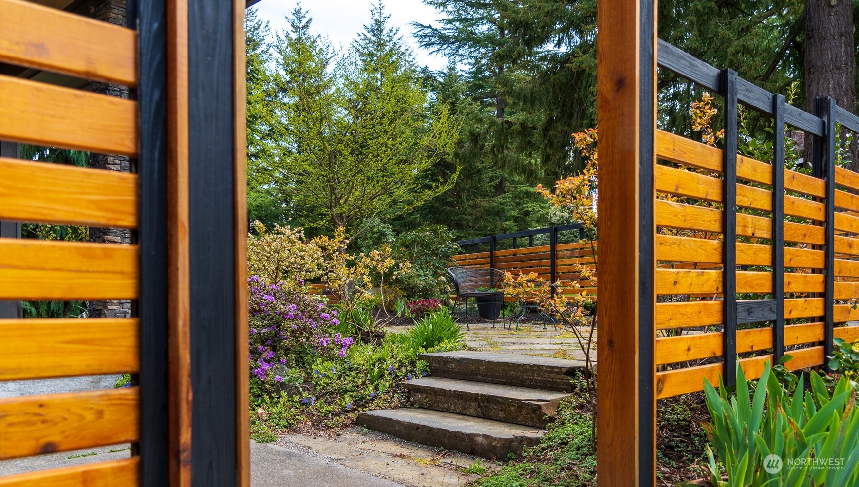 10925 Valley View Road Bothell, WA 98011 - Photo 4 of 40