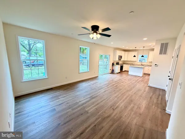 $569,990 | 725 220th Street, Pasadena, MD 21122