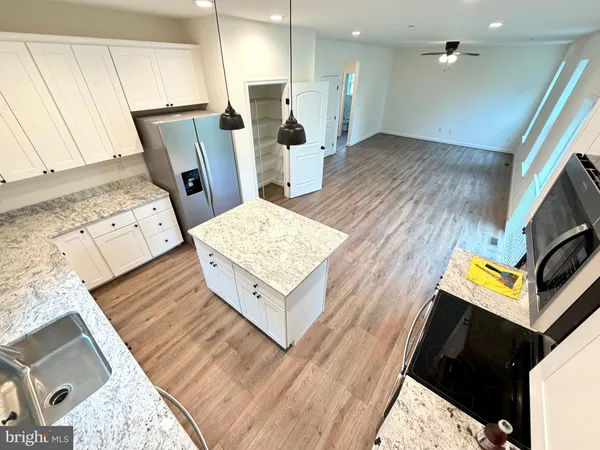 $569,990 | 725 220th Street, Pasadena, MD 21122